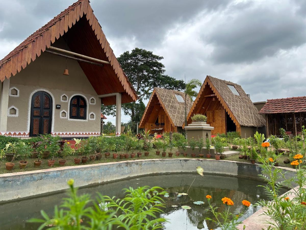 Arshinagar Shilpogram Otel Kalküta Dış mekan fotoğraf