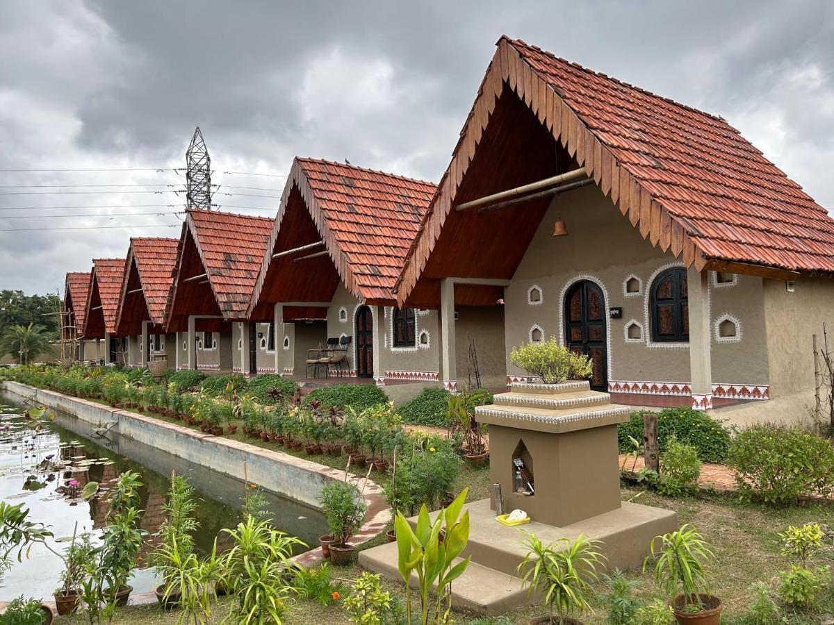 Arshinagar Shilpogram Otel Kalküta Dış mekan fotoğraf